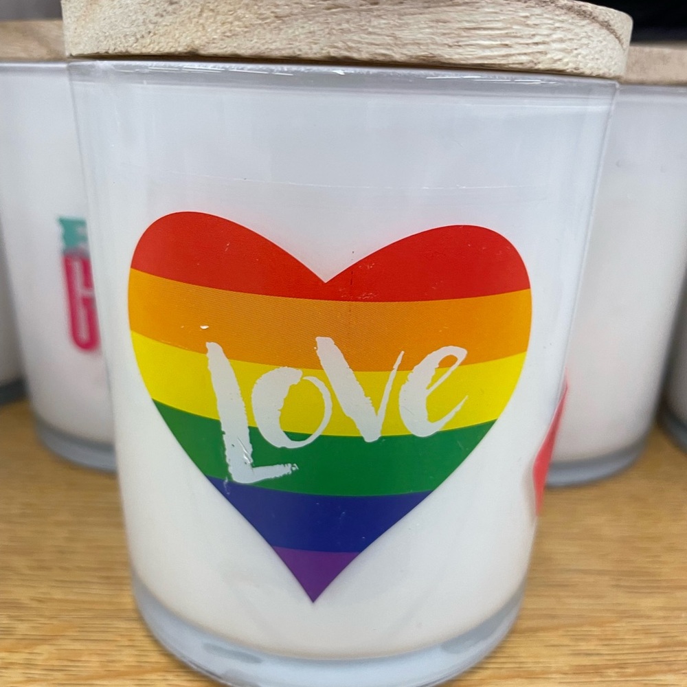 Love Scent Candles Rainbow Pride Cat Lover & More - Picture 2 of 11